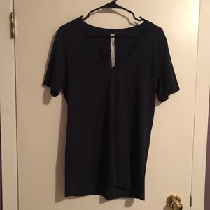 Lululemon Love Tee V